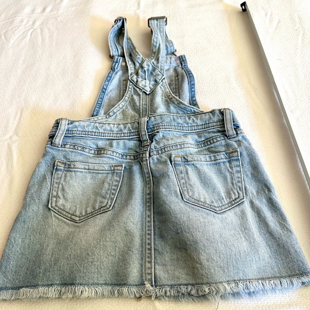 Cat‎ & Jack Toddler Girl’s Denim Skirtalls - Picture 3 of 5